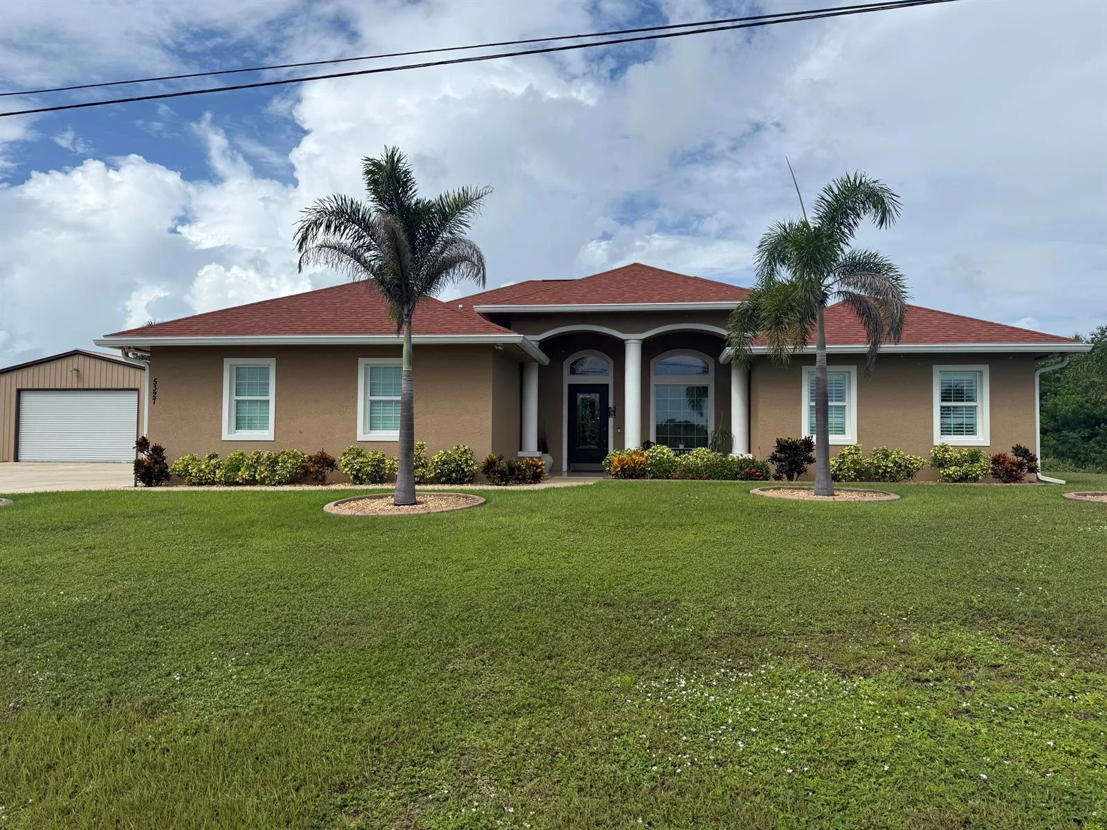 5327 N Old Dixie Highway, Fort Pierce, FL 34946