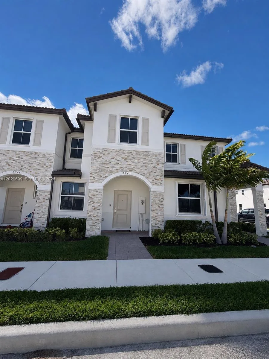 2840 SE 26th Ter, Homestead, FL 33035