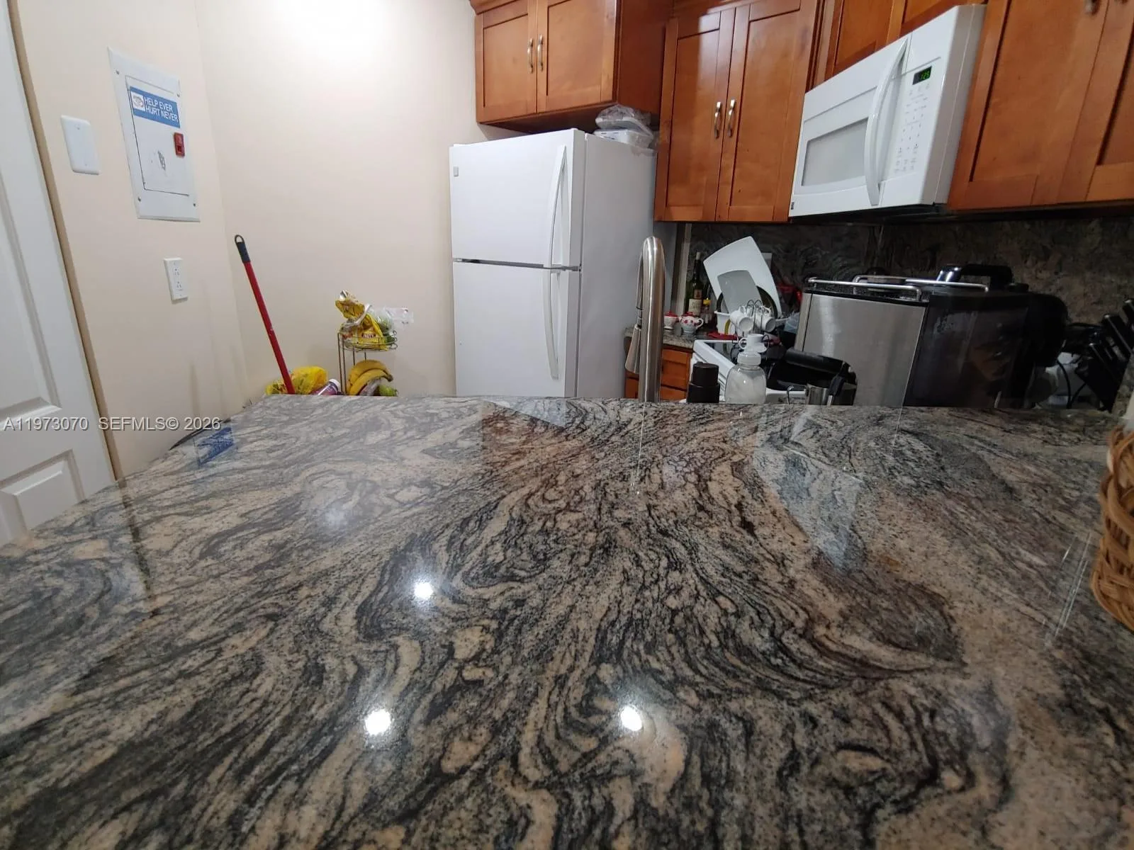 690 W Park Dr # 2-204, Miami, FL 33172 photo 11