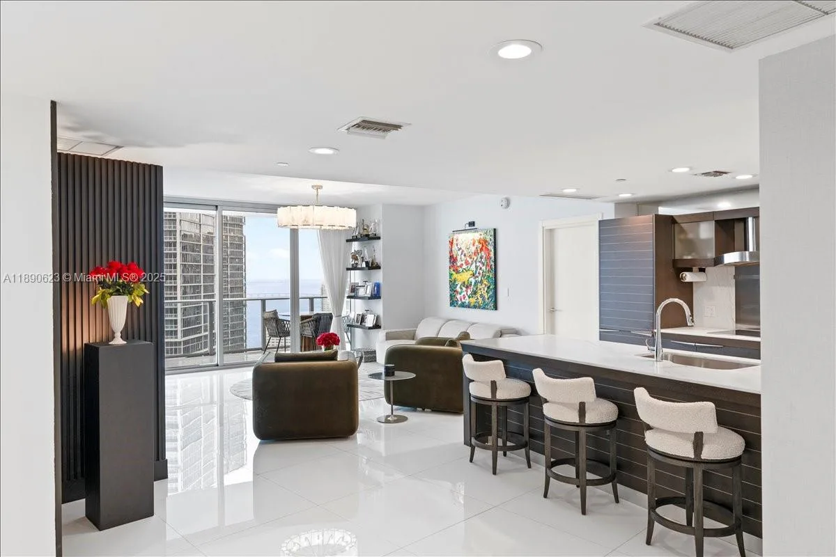 200 Biscayne Boulevard Way # 3608, Miami, FL 33131 photo 7