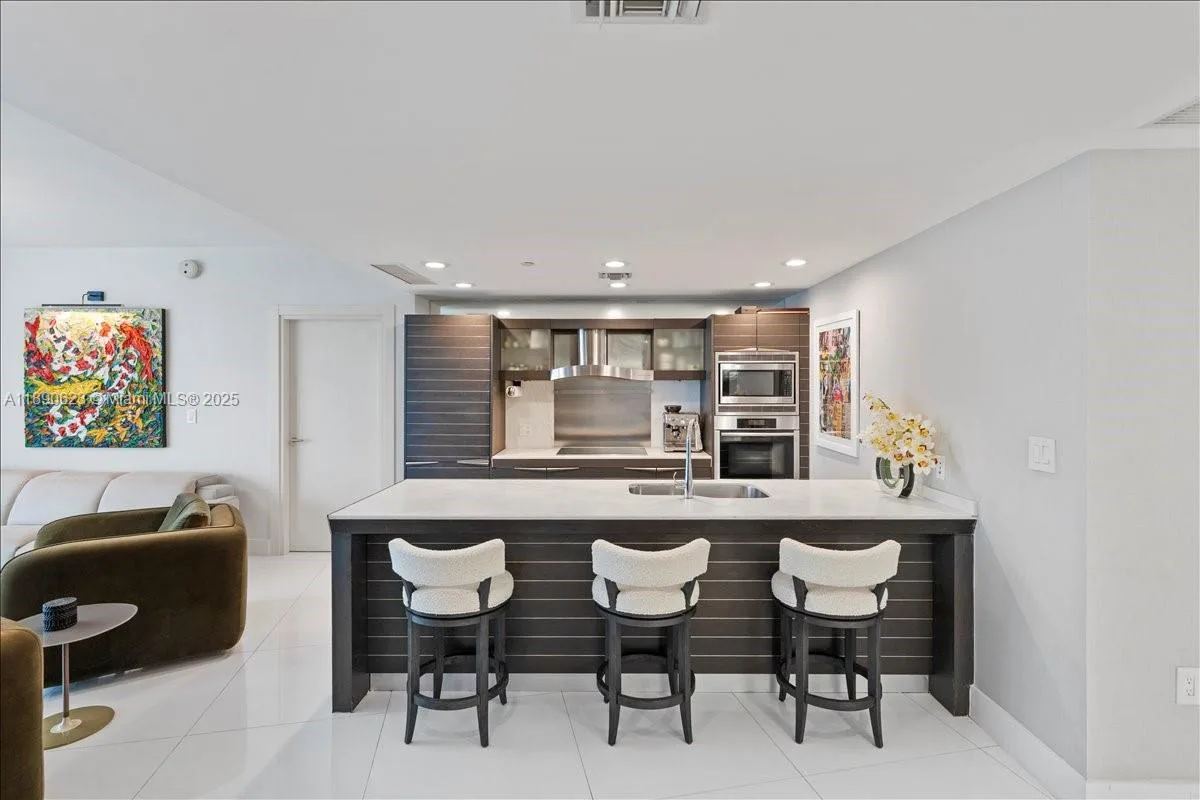 200 Biscayne Boulevard Way # 3608, Miami, FL 33131 photo 8