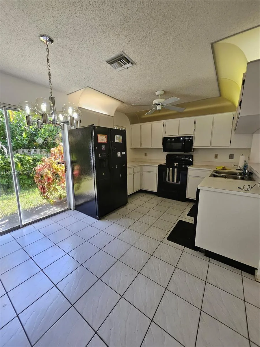 9840 NW 9th Ct # 9840, Plantation, FL 33324 photo 6