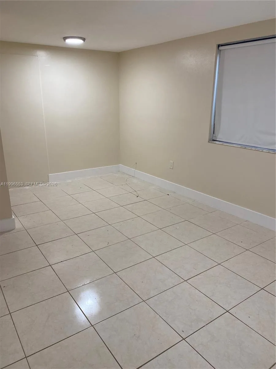 1051 SW 3rd St # 3, Miami, FL 33130 photo 5