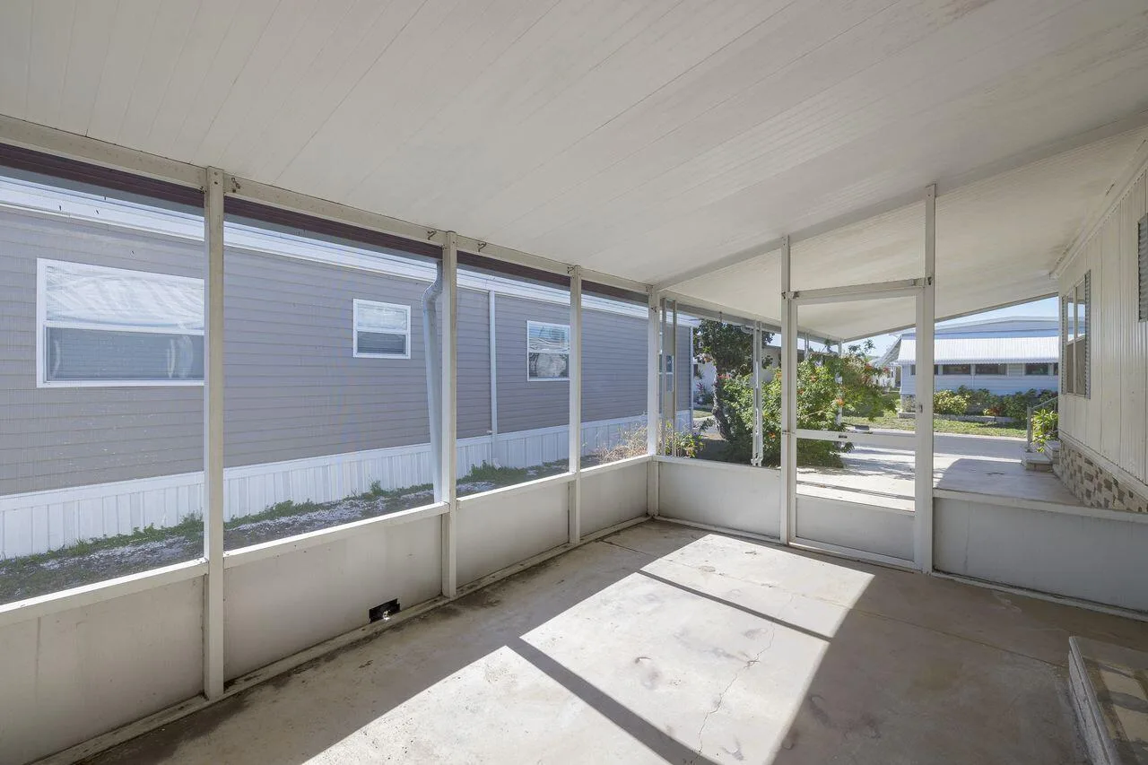 2001 83rd Avenue N # 1281, FL 33702 photo 10
