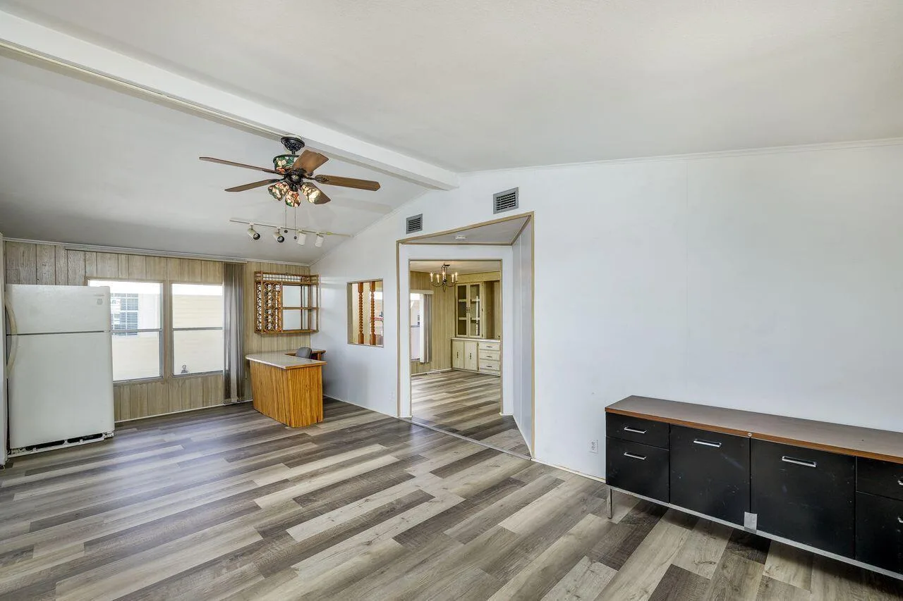 2001 83rd Avenue N # 1281, FL 33702 photo 13