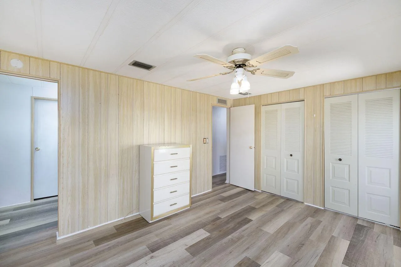2001 83rd Avenue N # 1281, FL 33702 photo 8