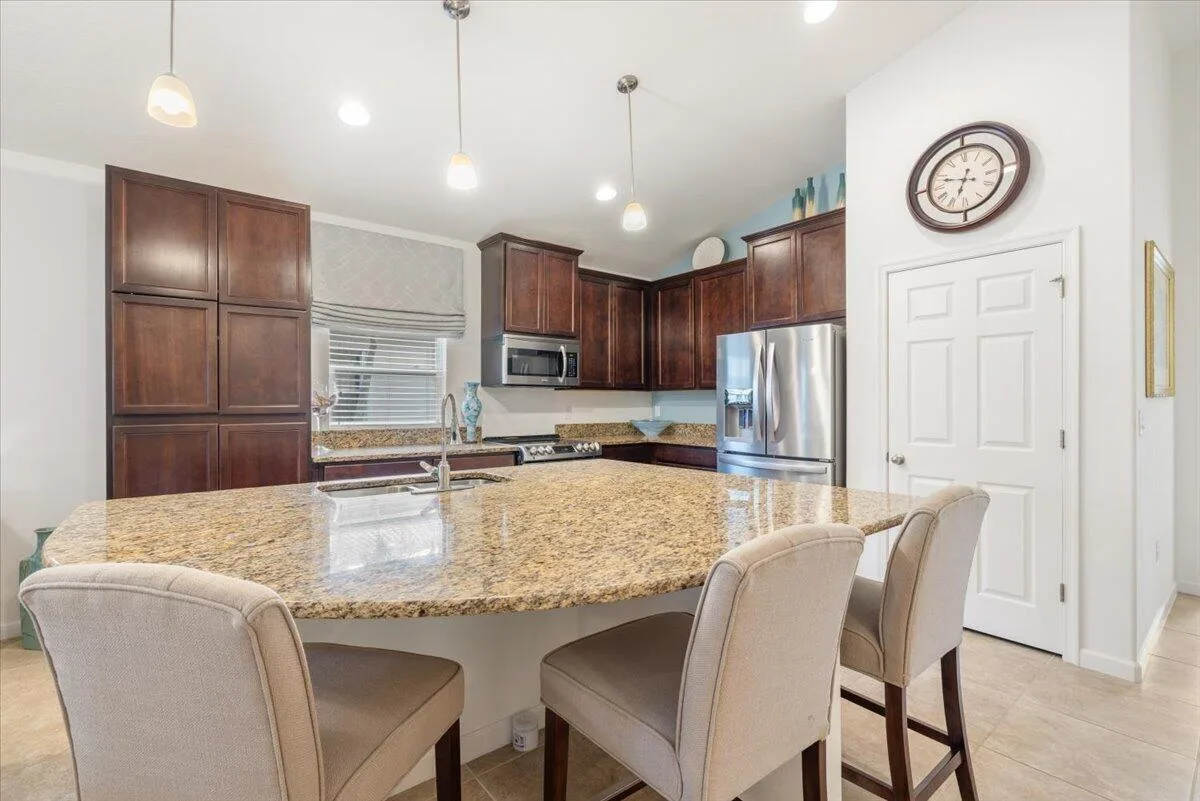 2024 Albany Terrace SW, Vero Beach, FL 32968 photo 13