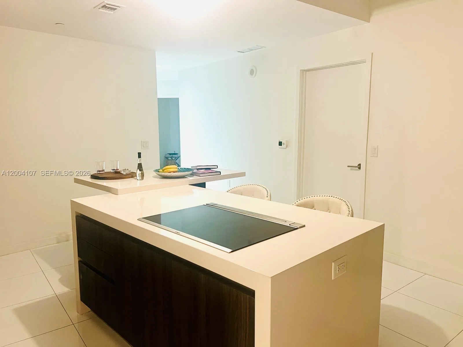 851 NE 1st Ave # 1204, Miami, FL 33132 photo 2