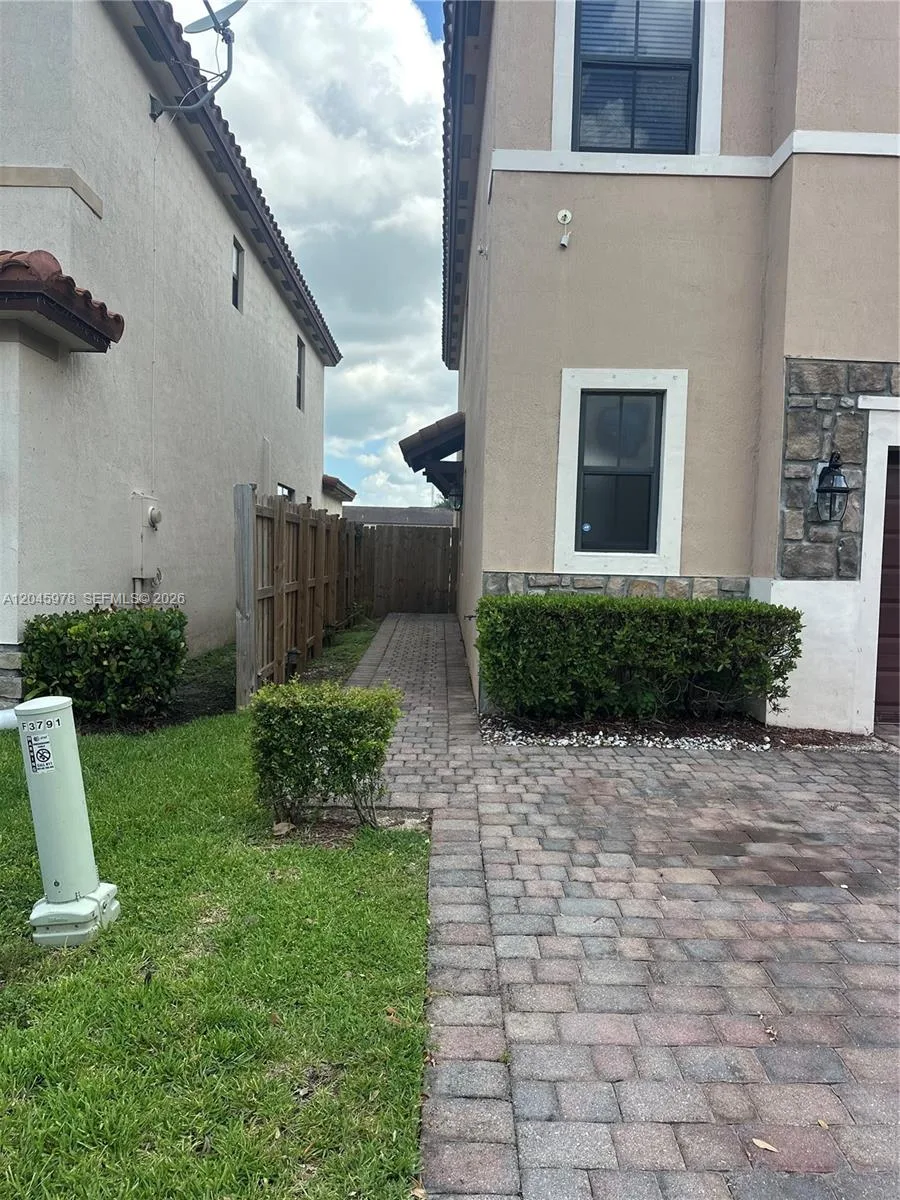 3797 NE 2nd St, Homestead, FL 33033 photo 7