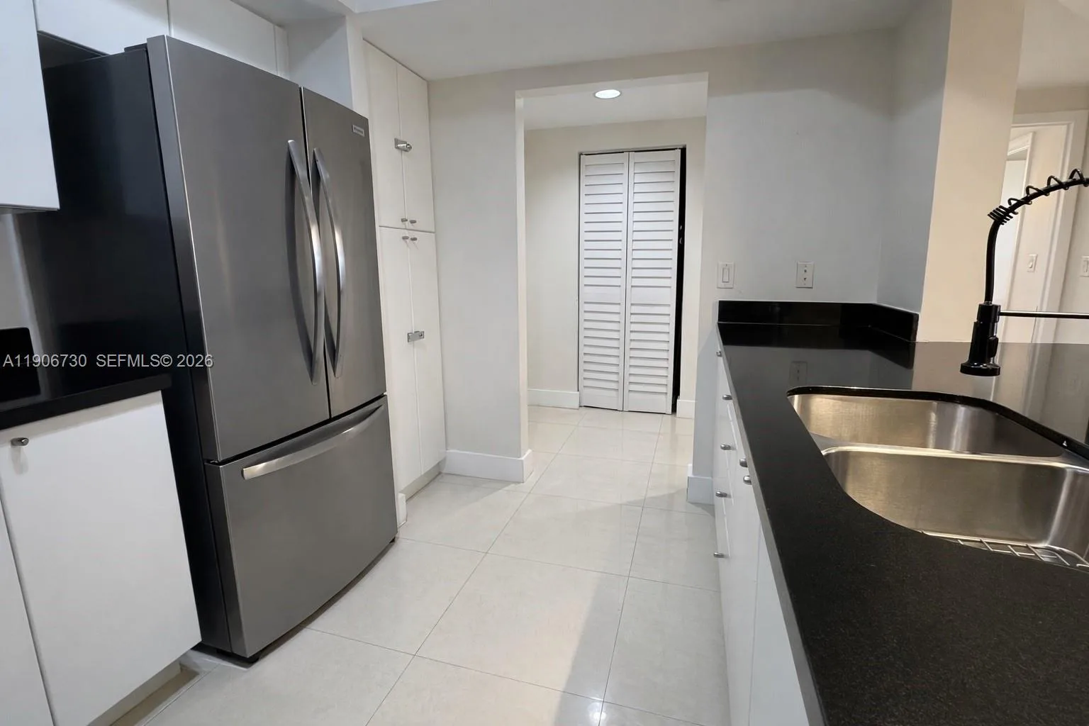 17375 Collins Ave # 1505, Sunny Isles Beach, FL 33160 photo 5