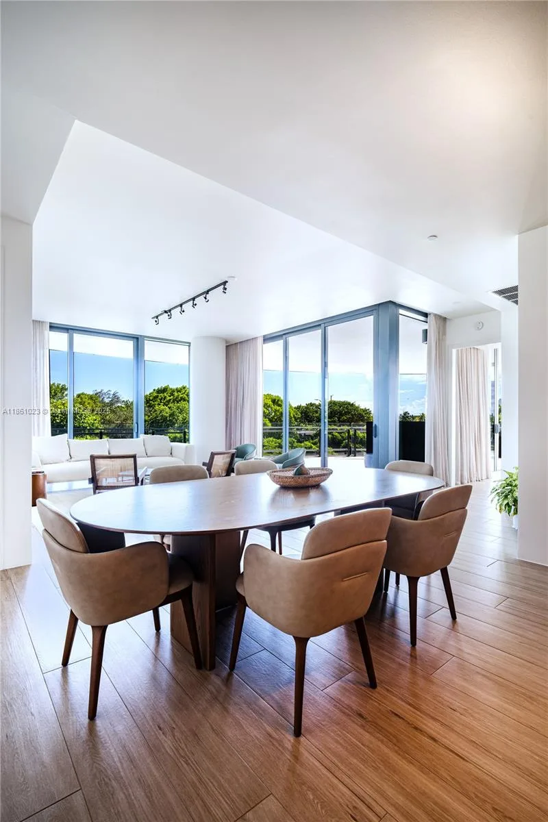 8701 Collins Ave # 306, Miami Beach, FL 33154 photo 8