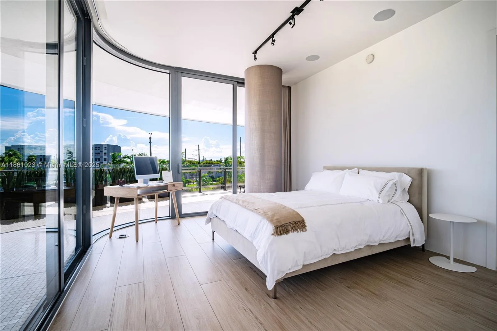 8701 Collins Ave # 306, Miami Beach, FL 33154 photo 9