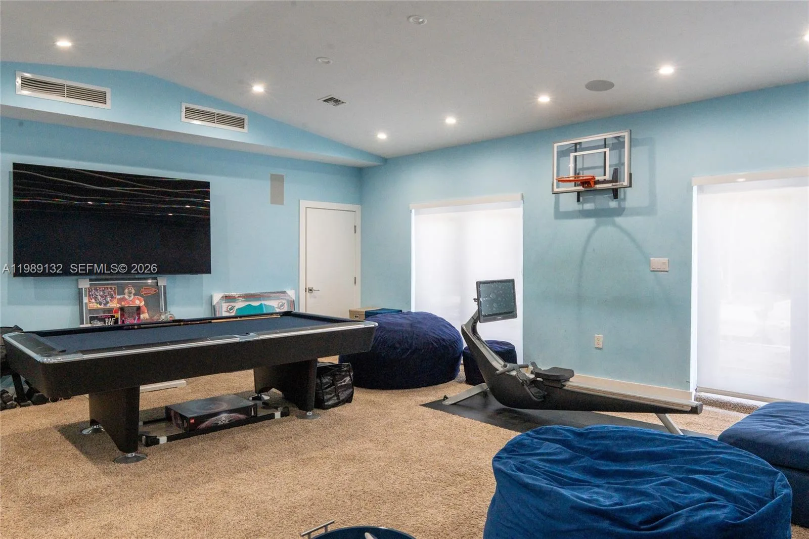 5005 Lakeview Dr, Miami Beach, FL 33140 photo 10