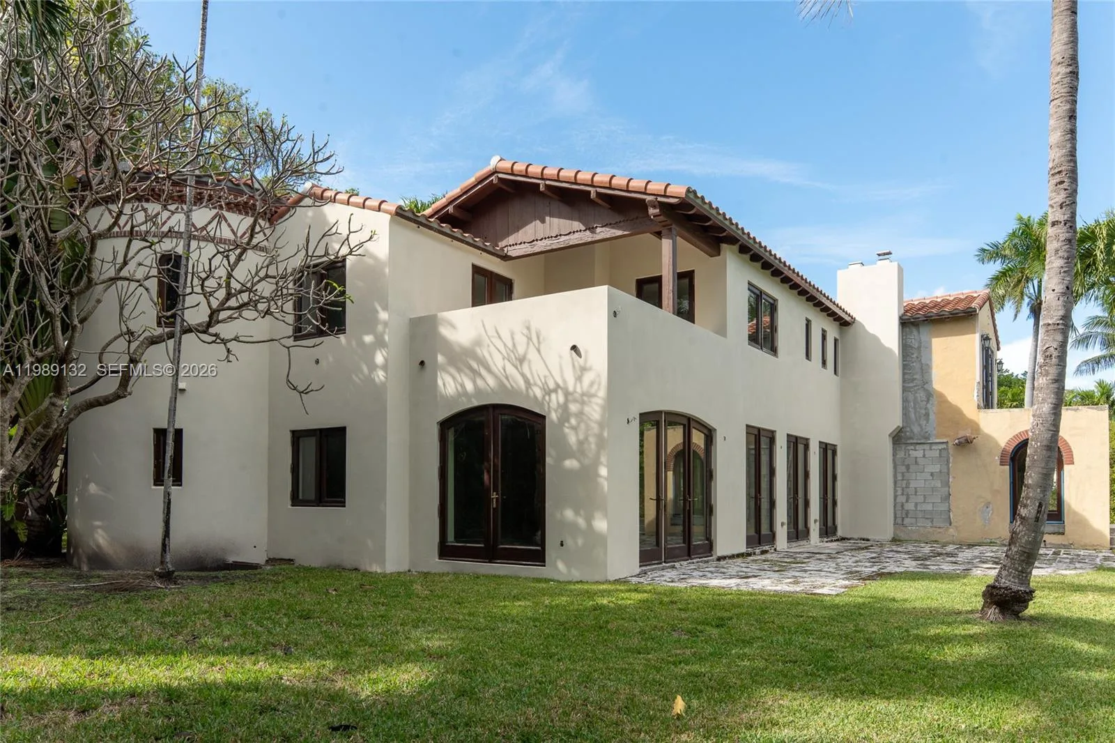 5005 Lakeview Dr, Miami Beach, FL 33140 photo 6