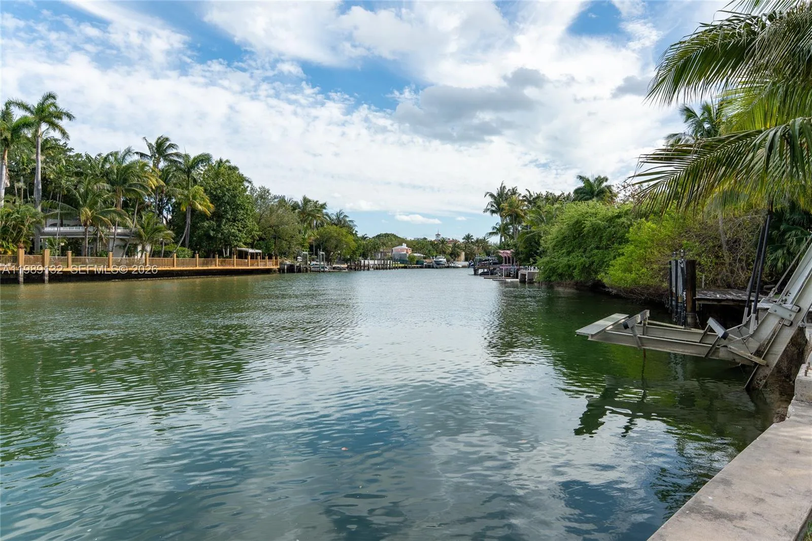 5005 Lakeview Dr, Miami Beach, FL 33140 photo 8