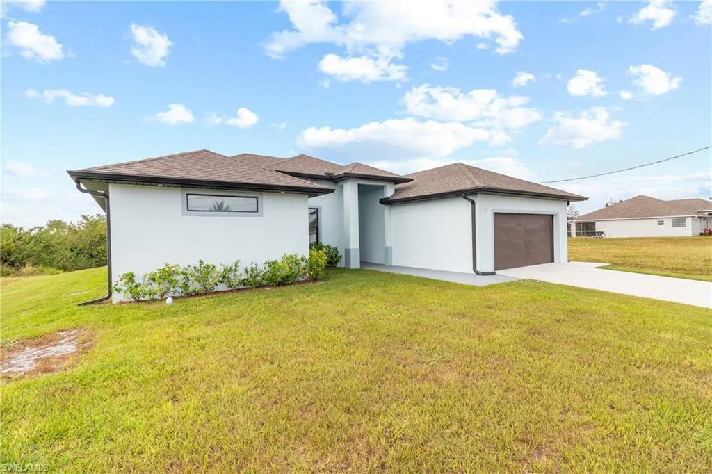 1806 NE 21ST Place, Cape Coral, FL 33909 photo 3