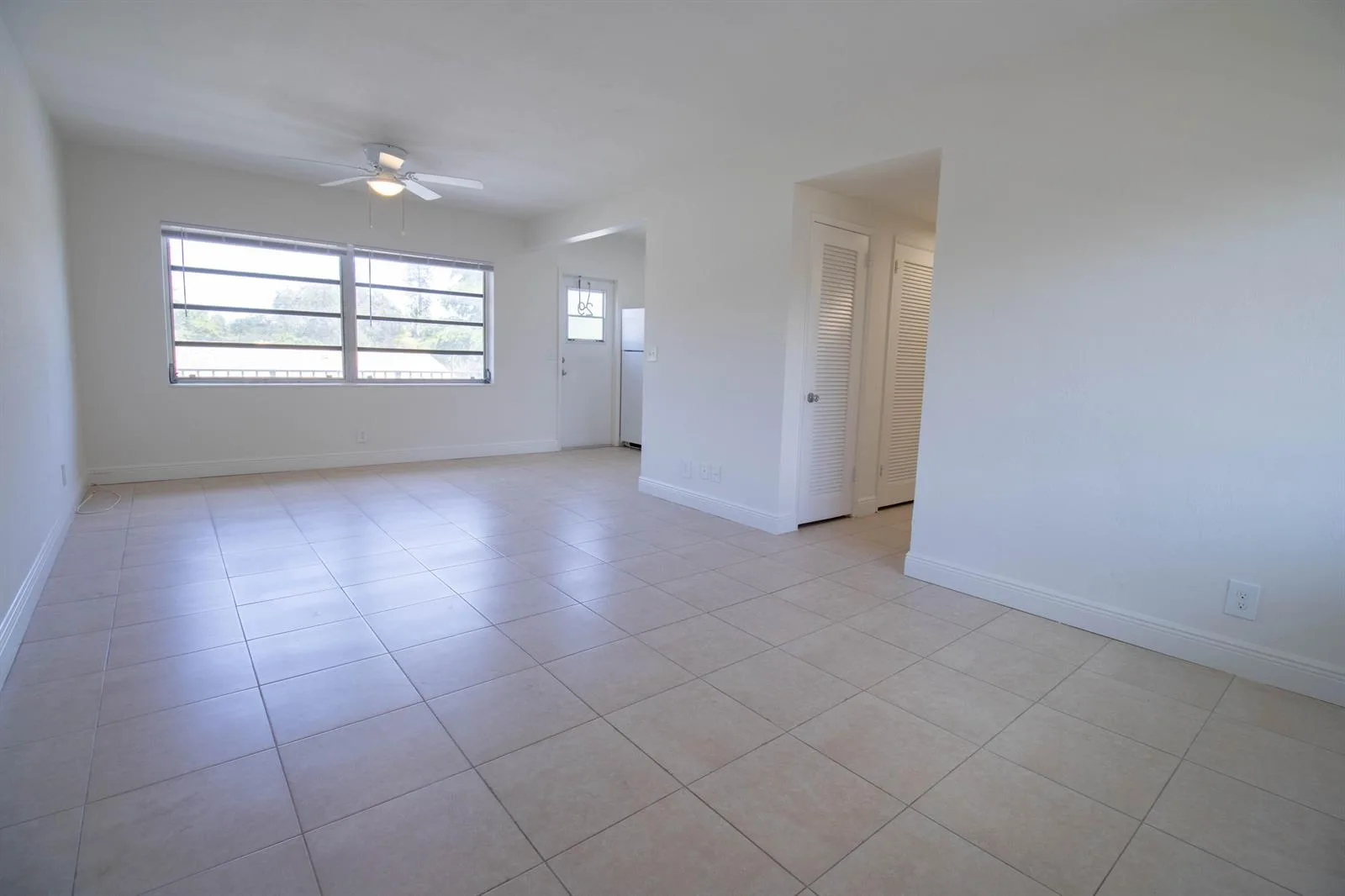 1855 ADAMS # #29, Hollywood, FL 33020