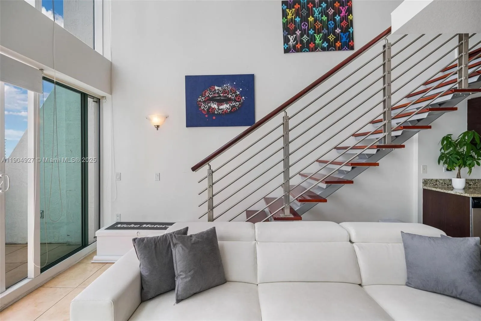 41 SE 5th St # 2414, Miami, FL 33131 photo 13