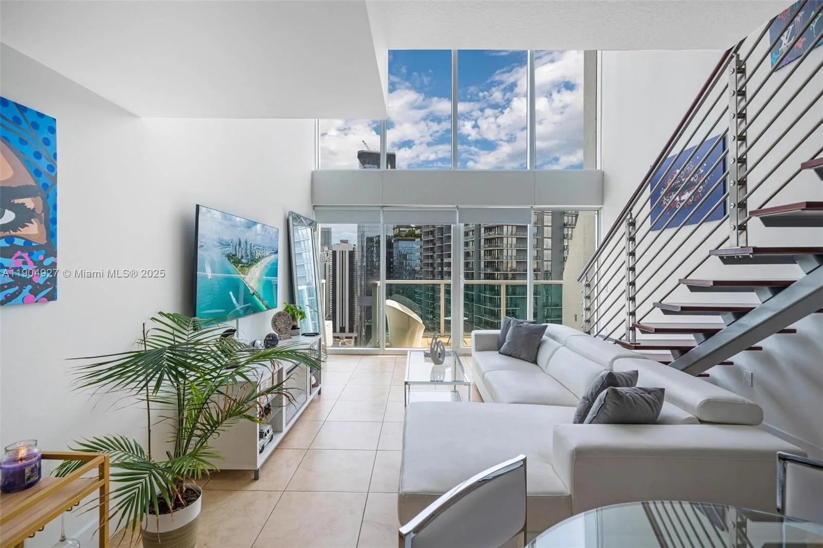 41 SE 5th St # 2414, Miami, FL 33131 photo 2