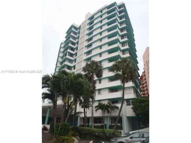 5255 Collins # 1A, Miami Beach, FL 33140 photo 2