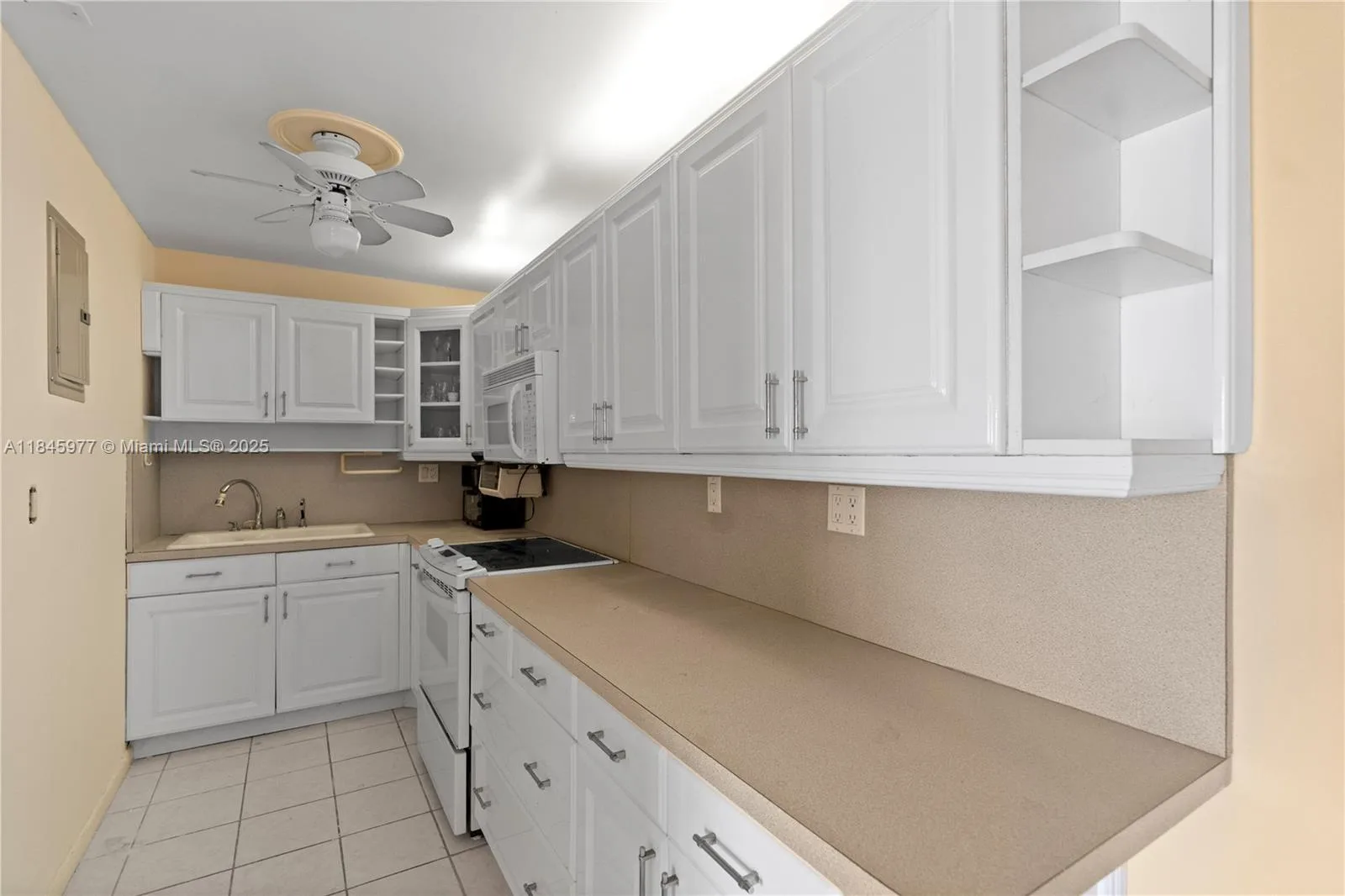 200 S Birch Rd # 1212, Fort Lauderdale, FL 33316 photo 11