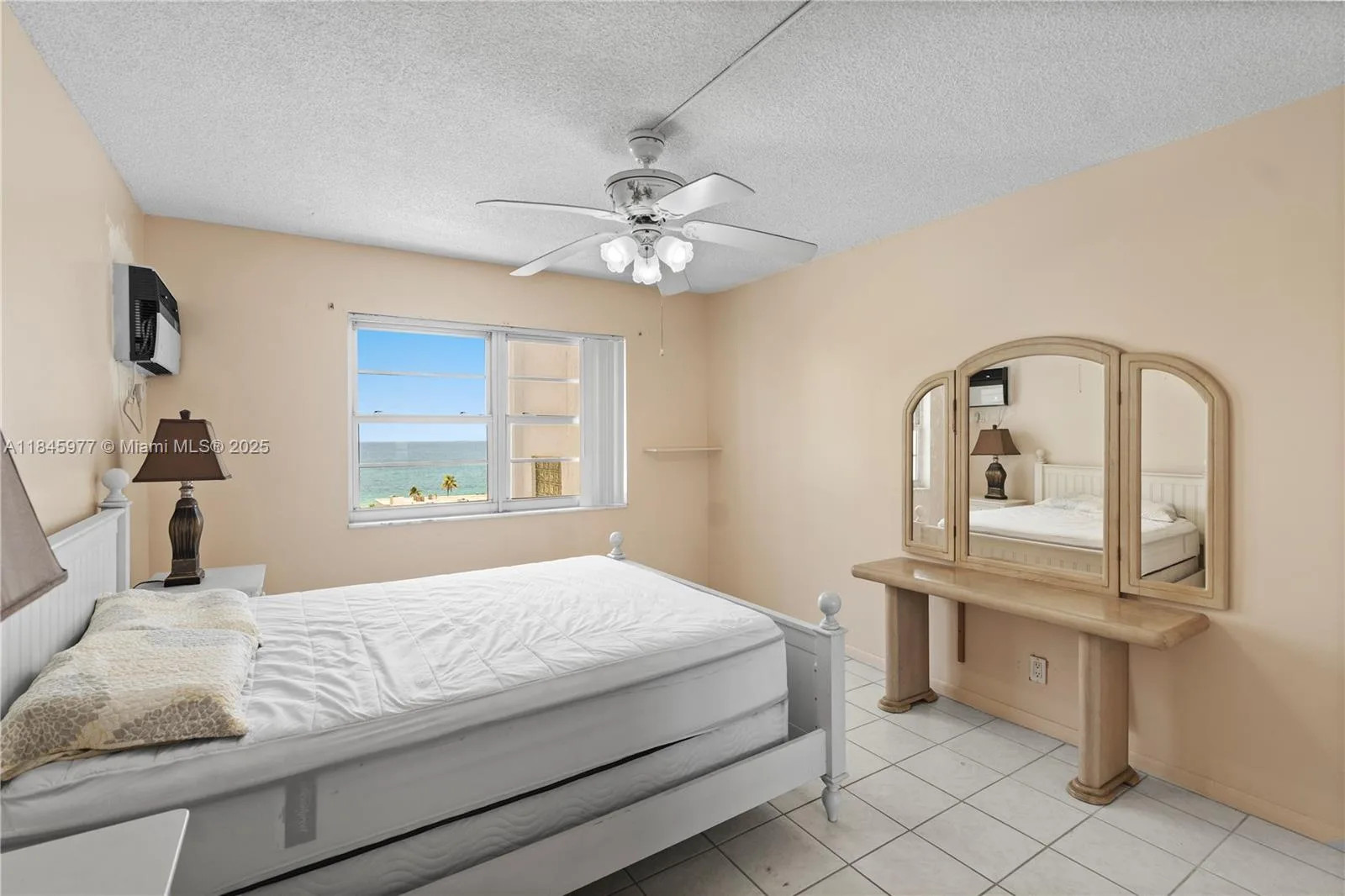 200 S Birch Rd # 1212, Fort Lauderdale, FL 33316 photo 13