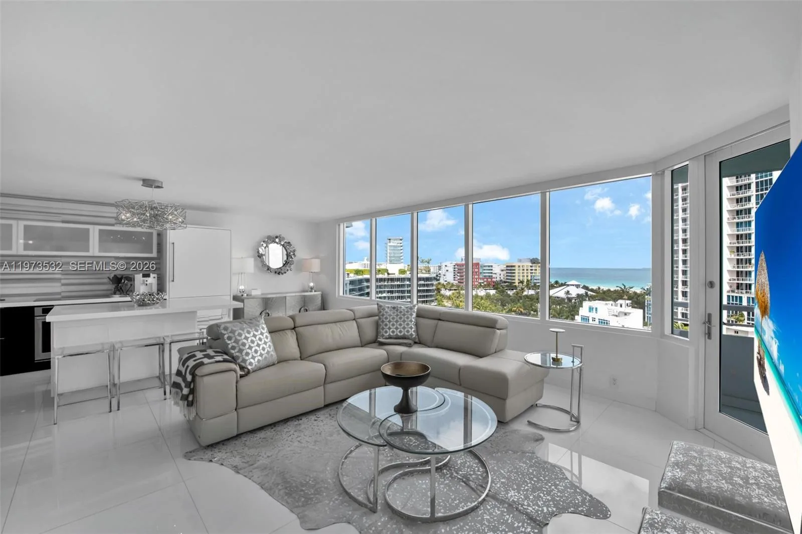 400 S Pointe Dr # 1006, Miami Beach, FL 33139 photo 11