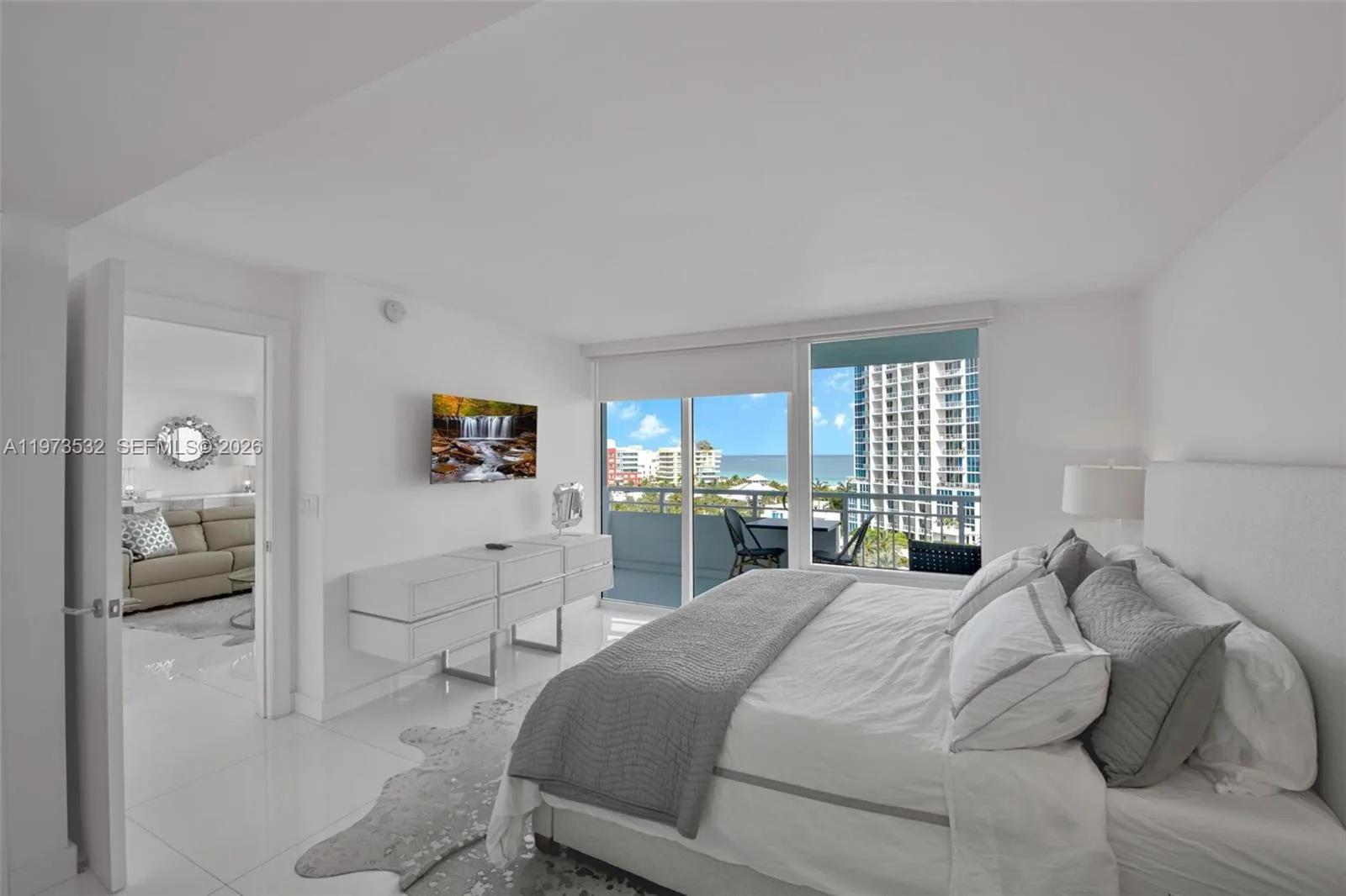 400 S Pointe Dr # 1006, Miami Beach, FL 33139 photo 13