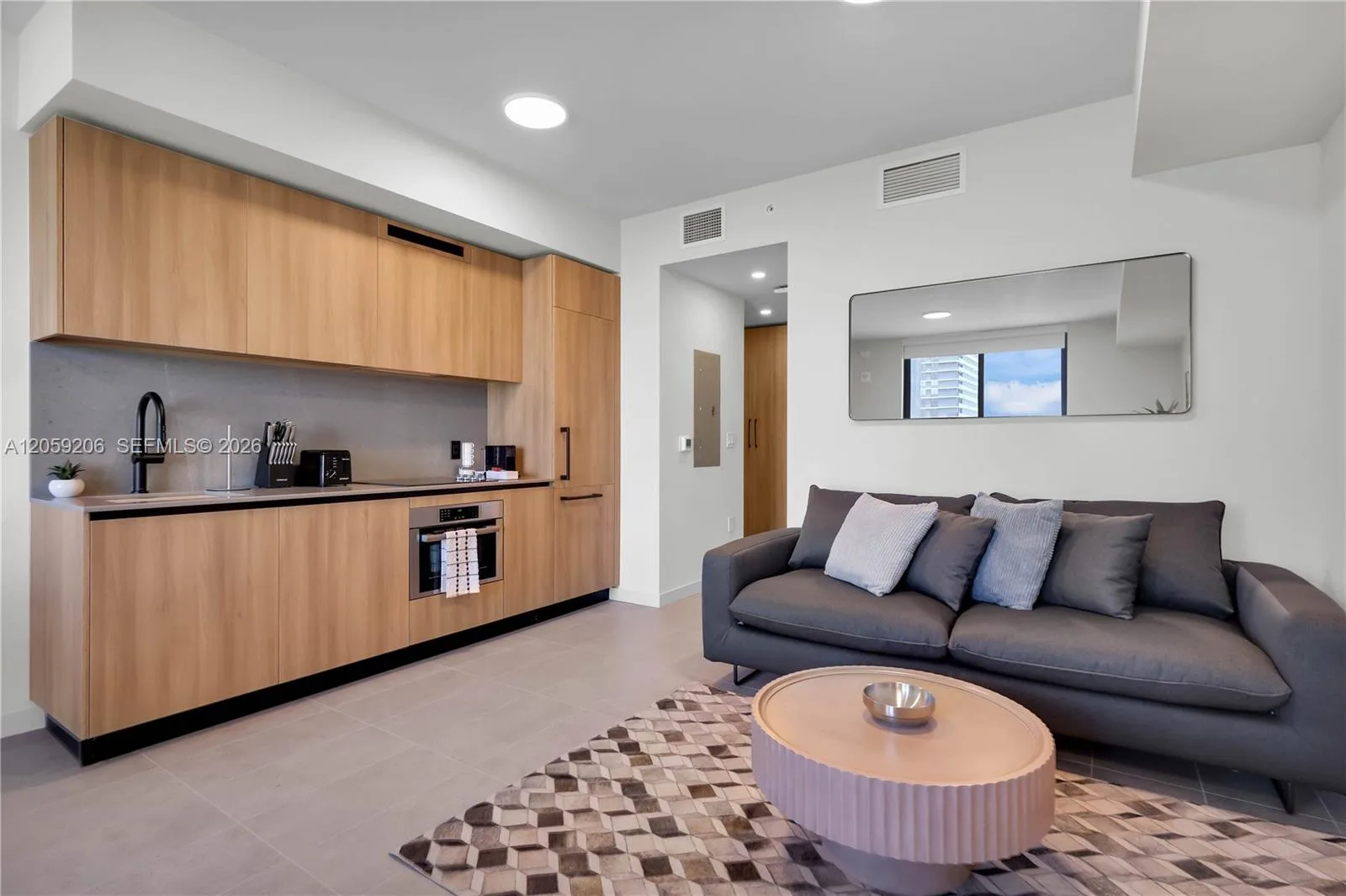 121 NE 5th St # 1800, Miami, FL 33132 photo 5