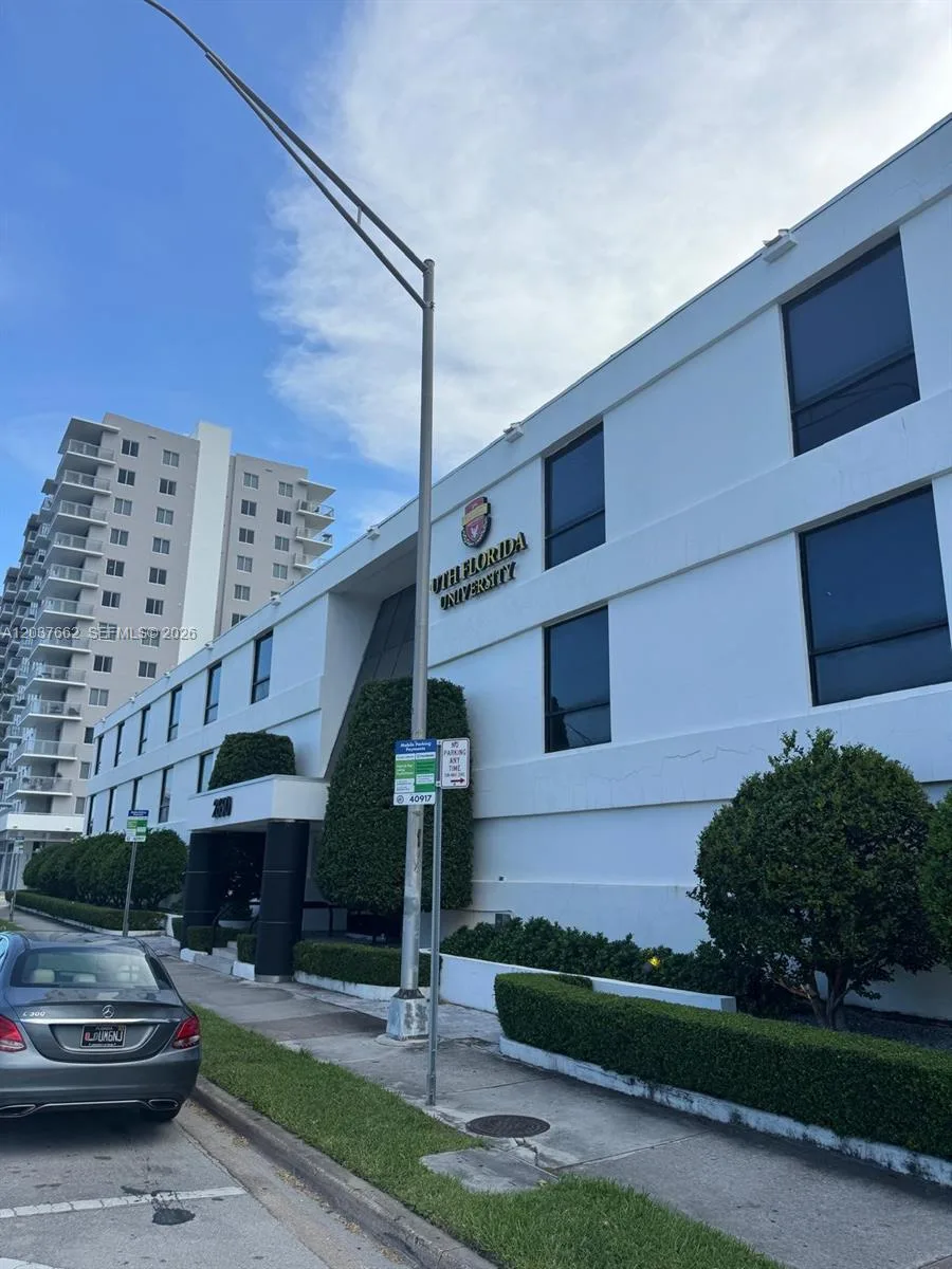 Medical Office For Sale on 27th Ave, Miami, FL 33133