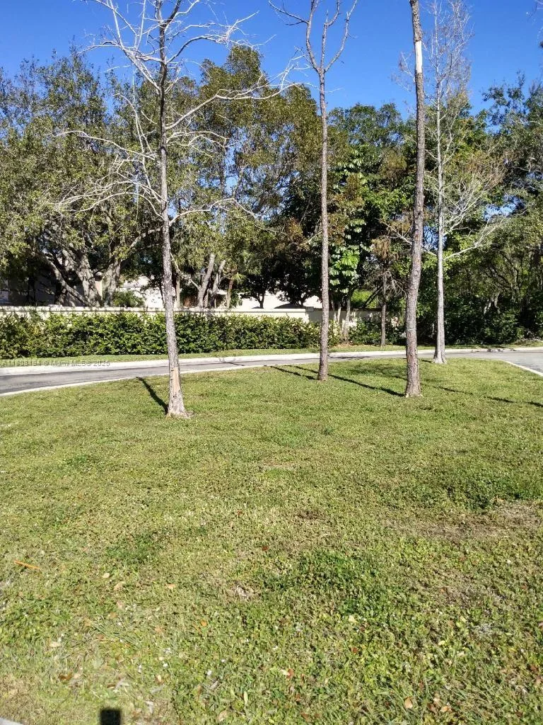 8191 Wiles Rd, Coral Springs, FL 33067 photo 3
