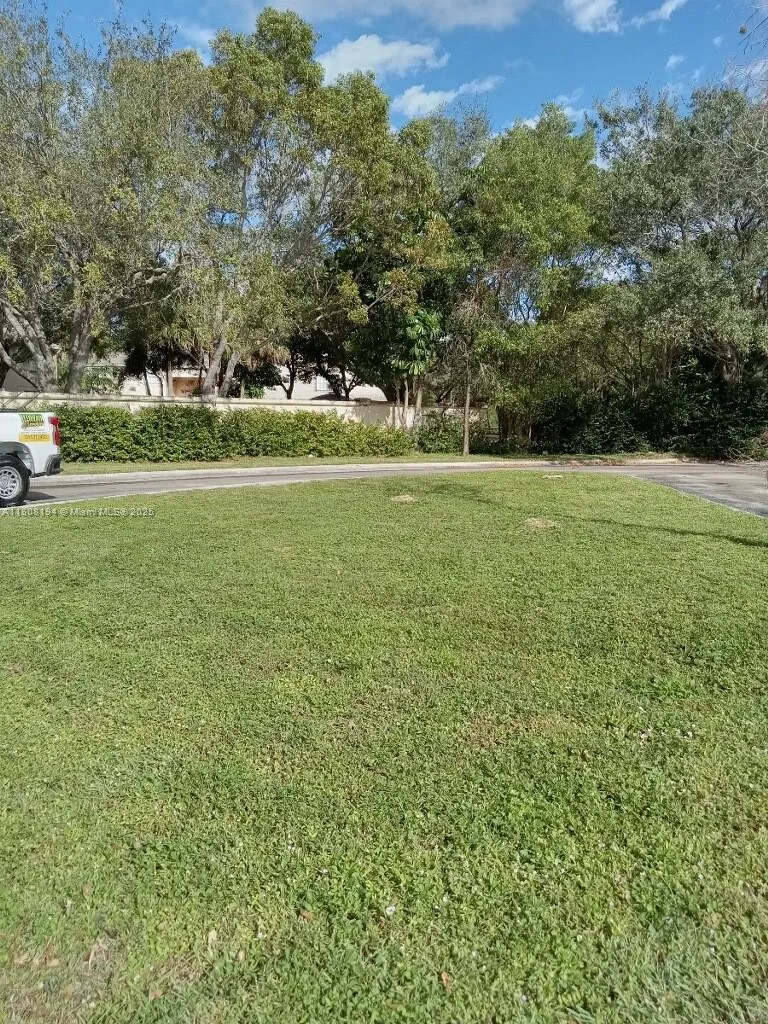 8191 Wiles Rd, Coral Springs, FL 33067 photo 4