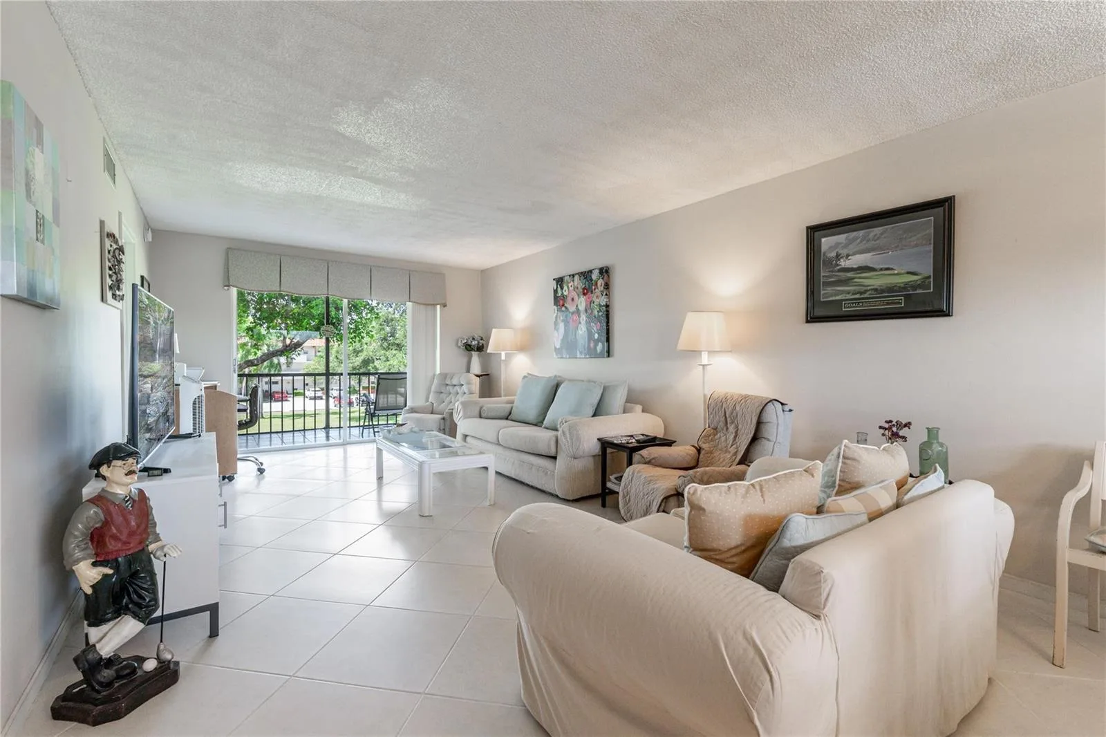 671 S Hollybrook Drive # 306, Pembroke Pines, FL 33025