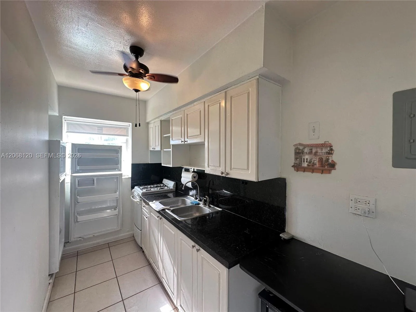 8340 Crespi Blvd # 21, Miami Beach, FL 33141