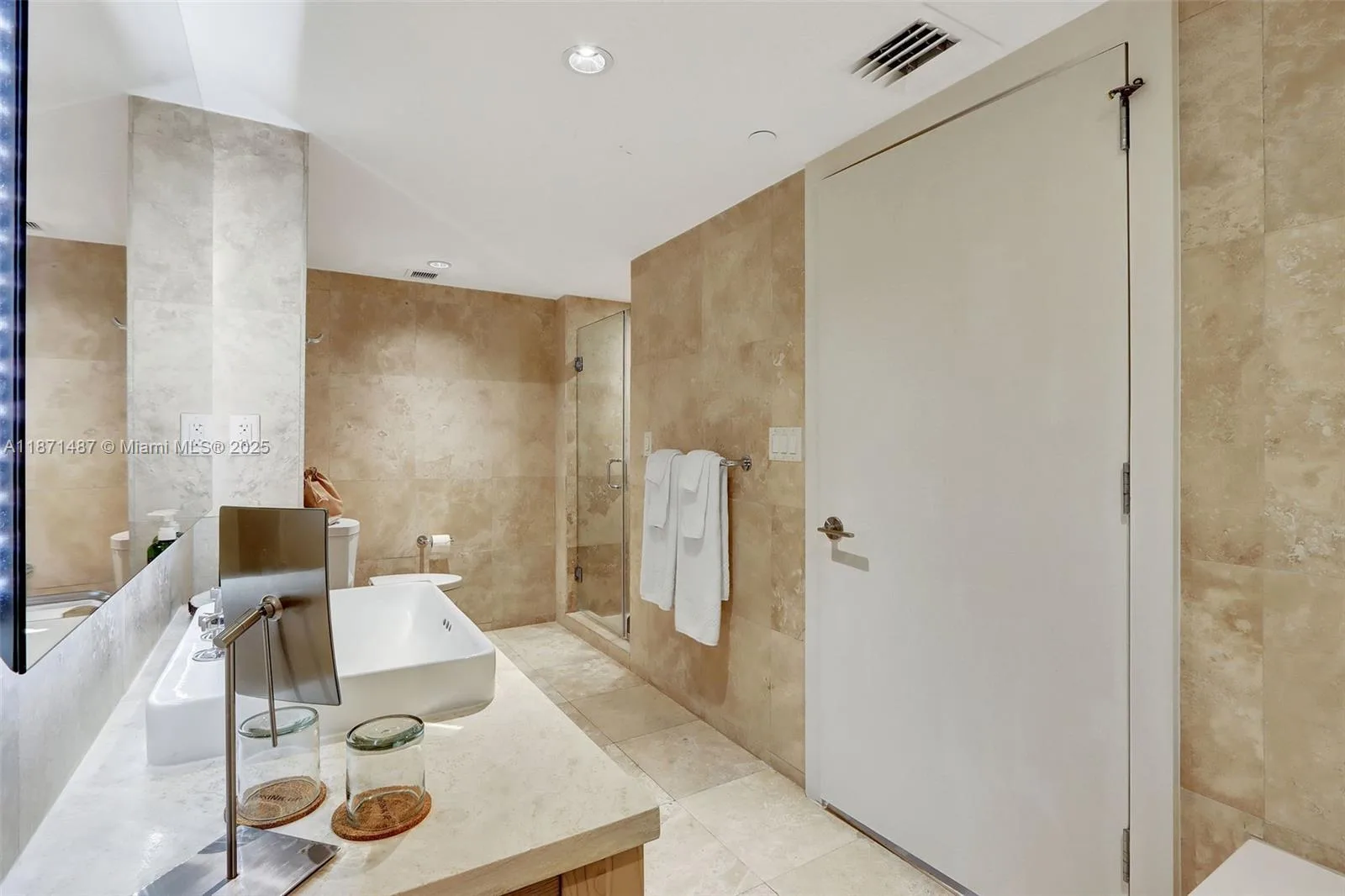 102 24th St # 1213, Miami Beach, FL 33139 photo 13