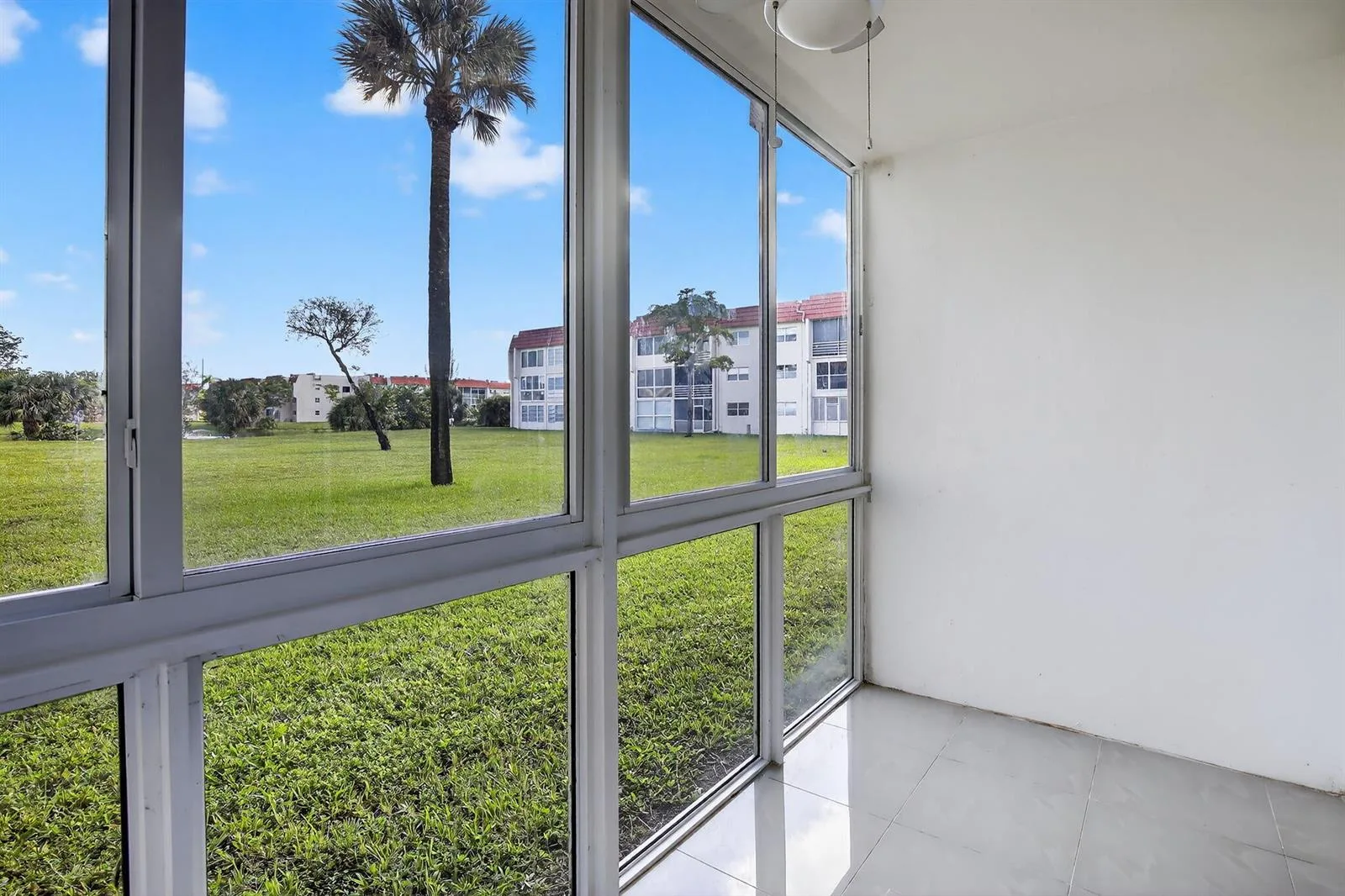2951 Sunrise Lakes Drive E # 107, Sunrise, FL 33322 photo 12
