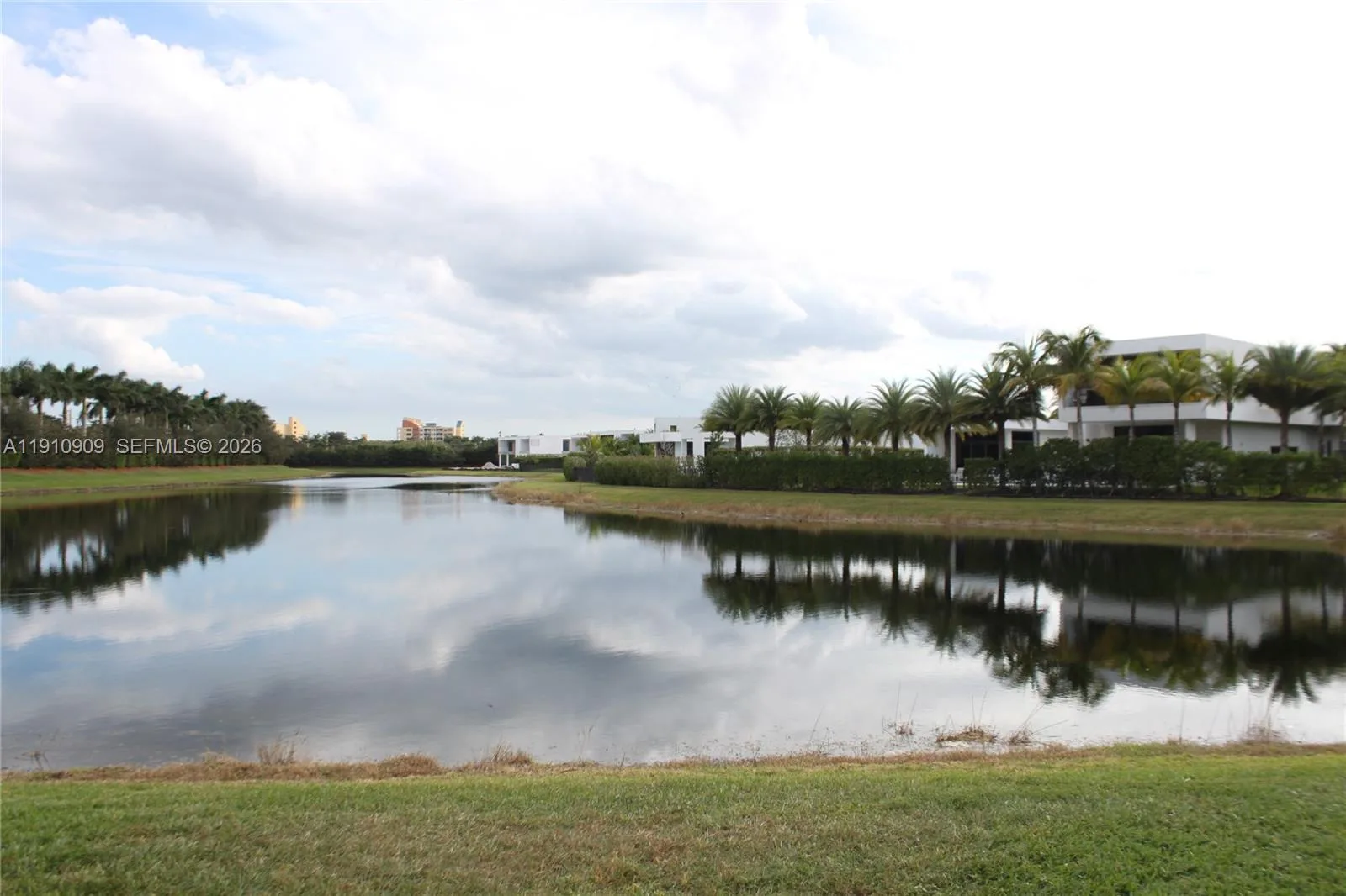 180 Riviera Cir # 30-5, Weston, FL 33326