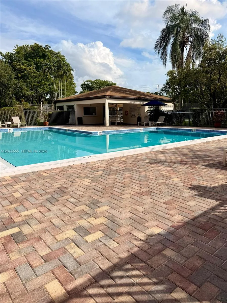 8646 SW 94th St, Miami, FL 33156 photo 10