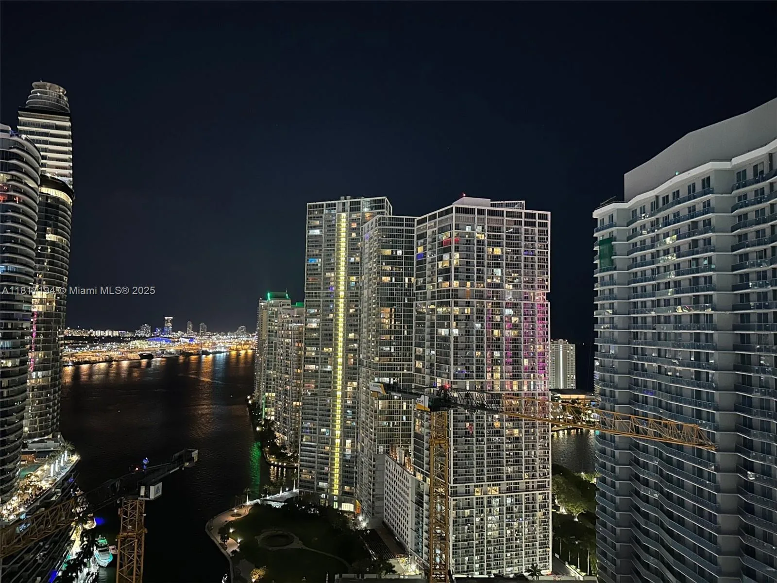 31 SE 5th St # 3916, Miami, FL 33131