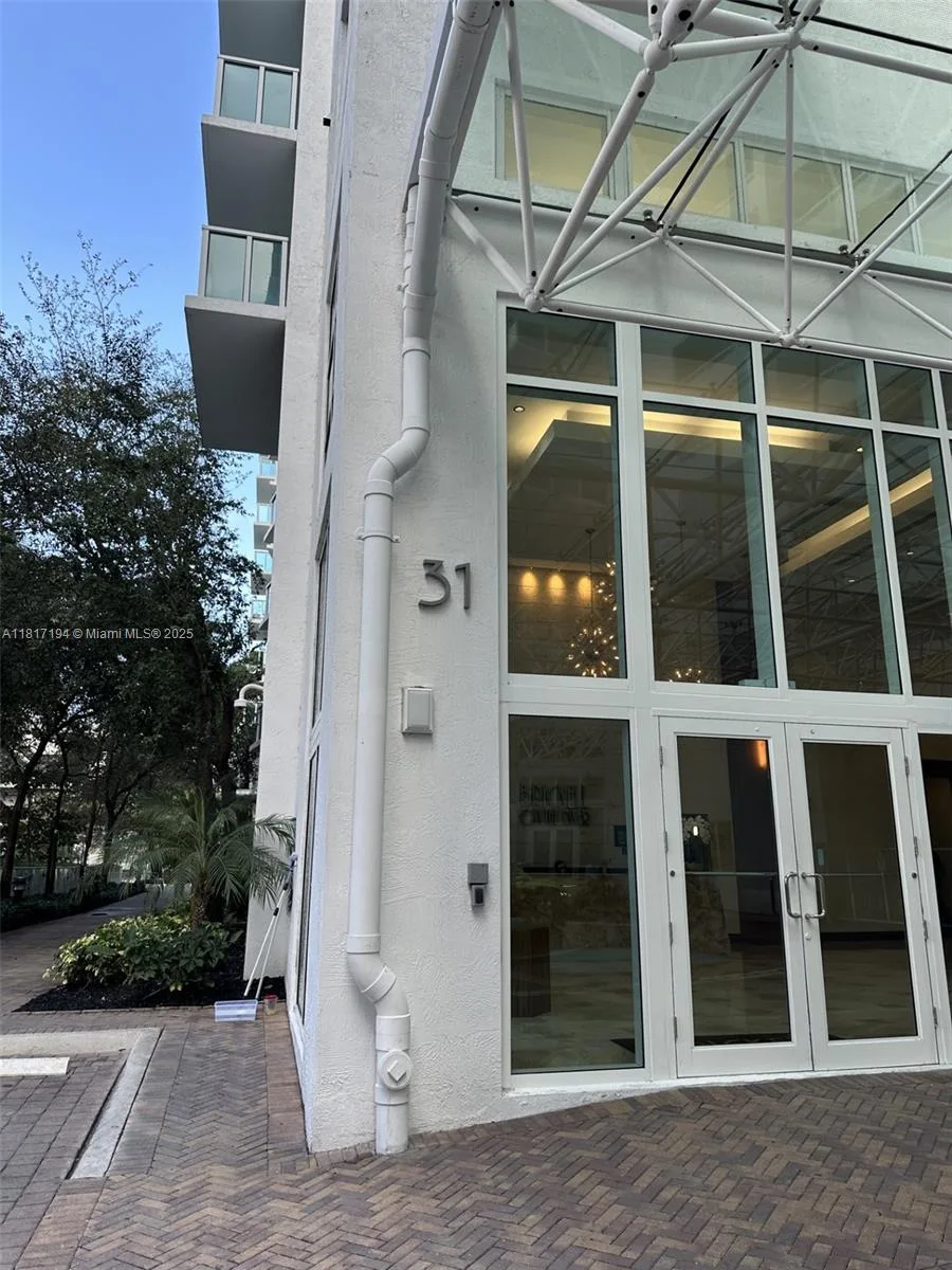 31 SE 5th St # 3916, Miami, FL 33131 photo 7
