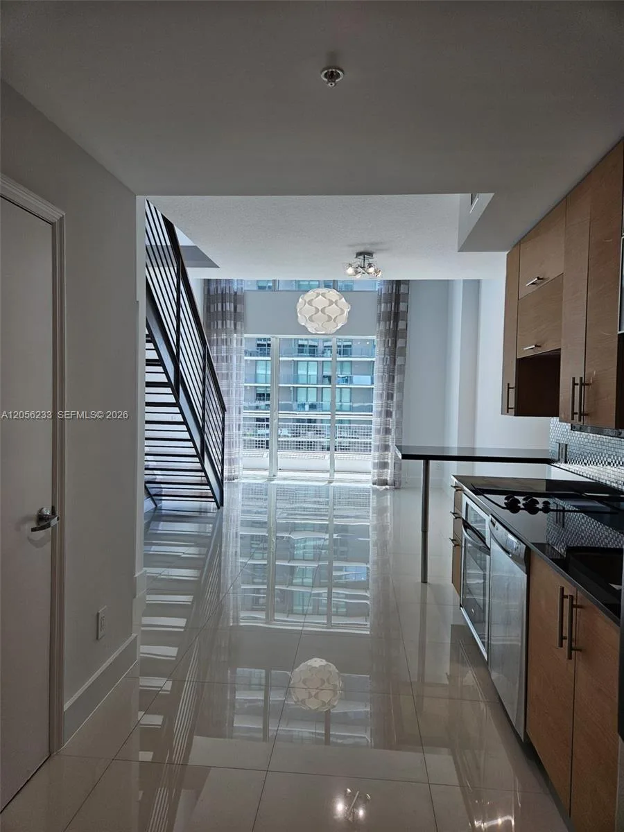 60 SW 13th St # 2810, Miami, FL 33130