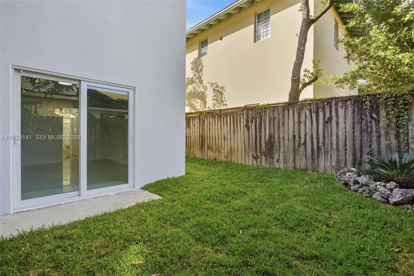 1045 SW 25th Ave, Miami, FL 33135 photo 13