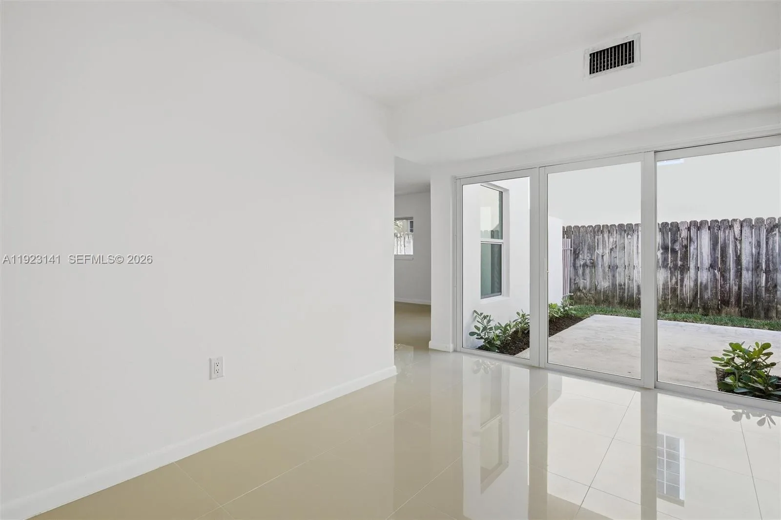 1045 SW 25th Ave, Miami, FL 33135 photo 6