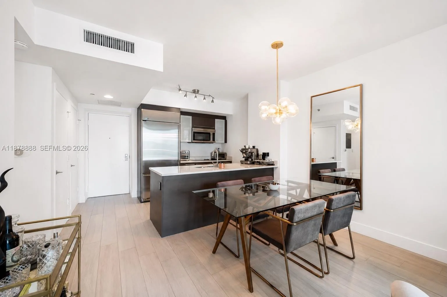 55 SE 6th St # 1908, Miami, FL 33131 photo 5