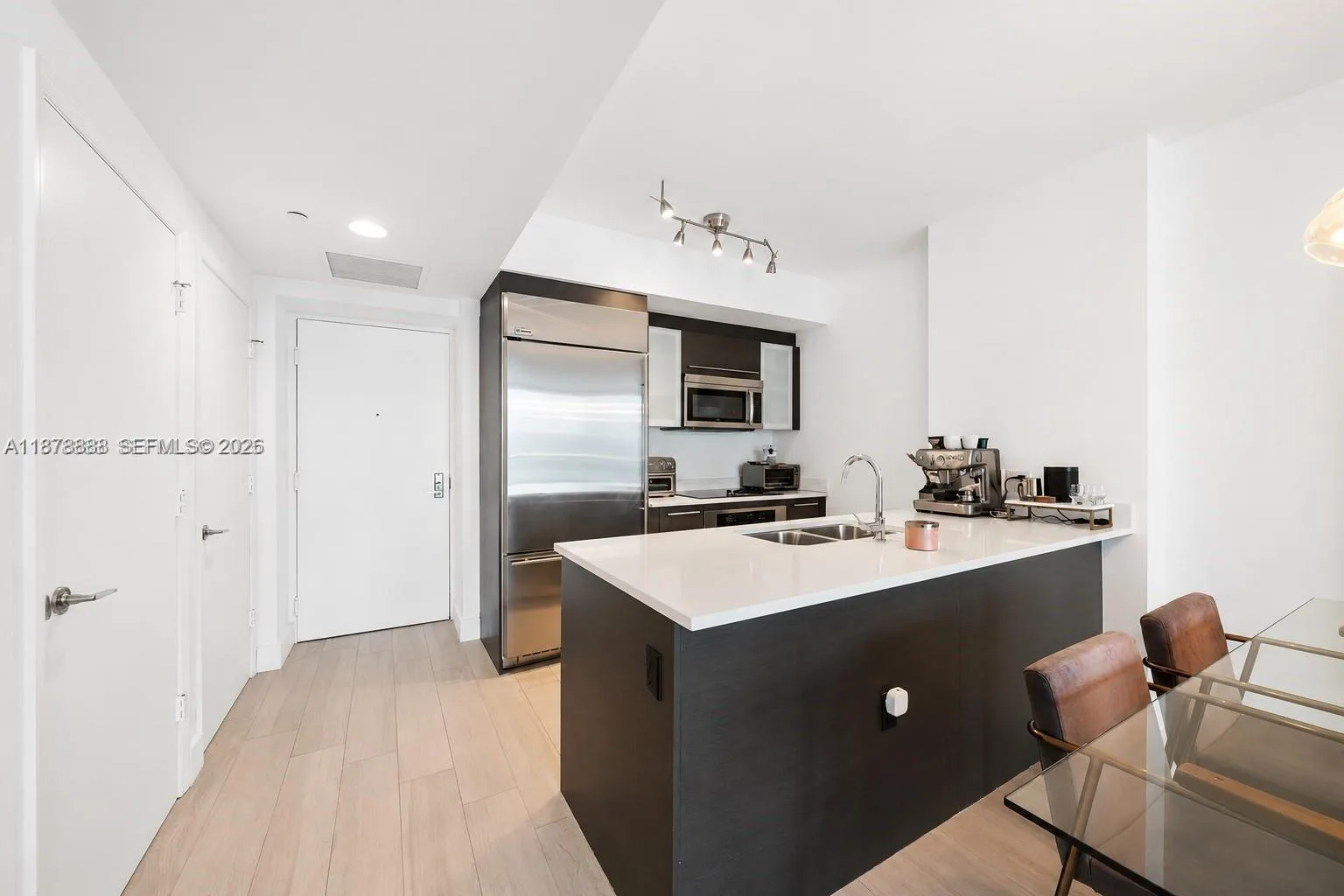 55 SE 6th St # 1908, Miami, FL 33131 photo 7