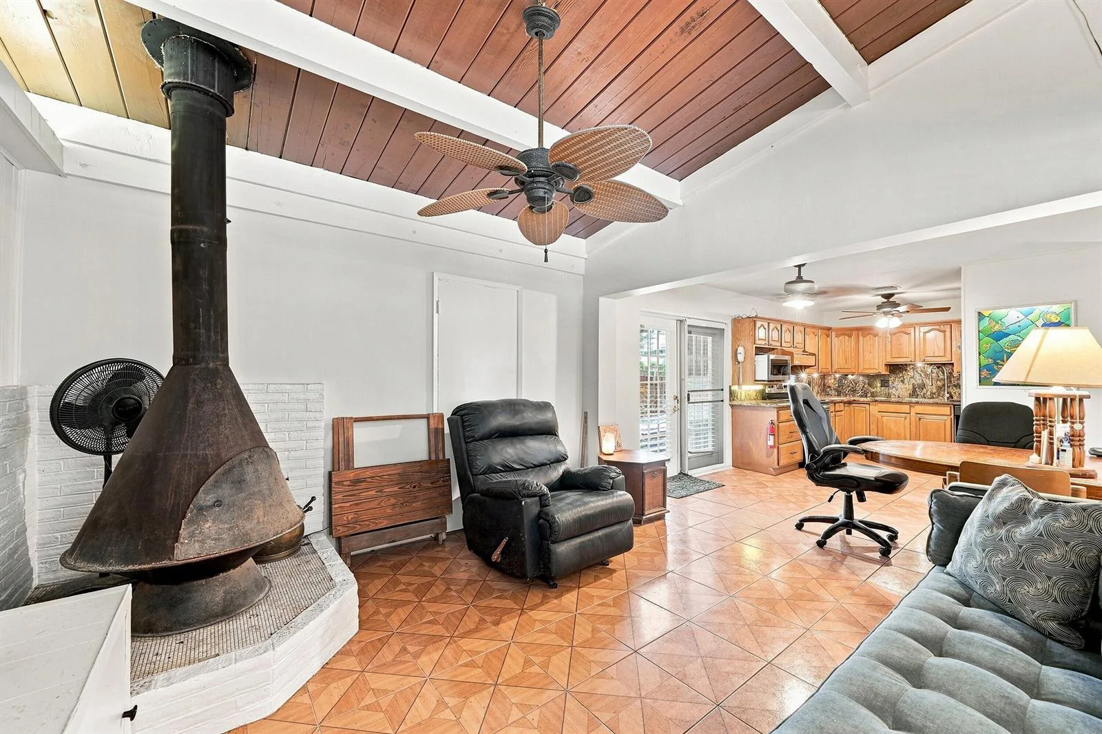 2511 NE 12TH Court, Pompano Beach, FL 33062 photo 10