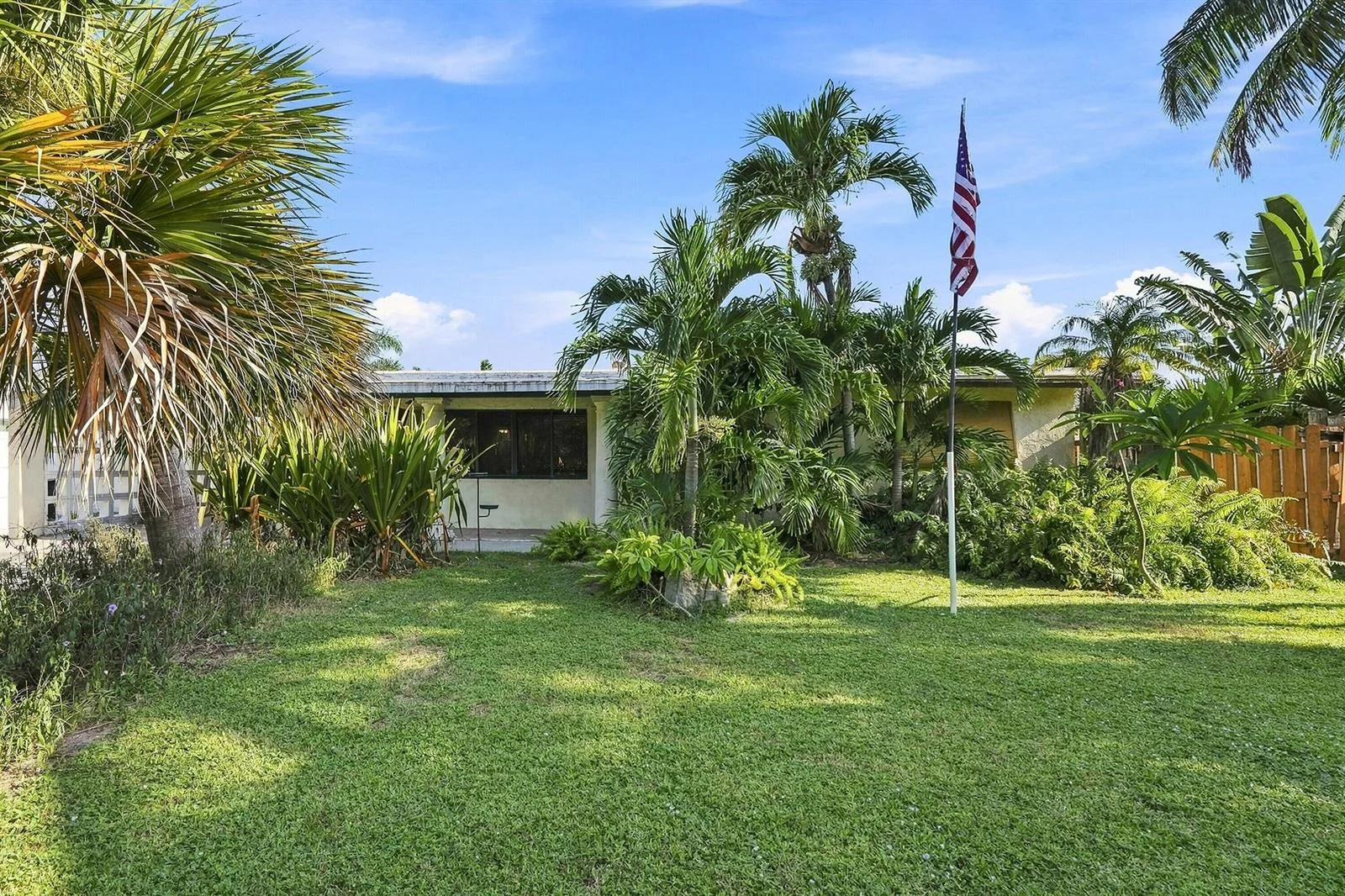 2511 NE 12TH Court, Pompano Beach, FL 33062 photo 3