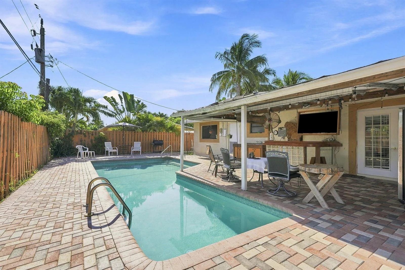 2511 NE 12TH Court, Pompano Beach, FL 33062 photo 4