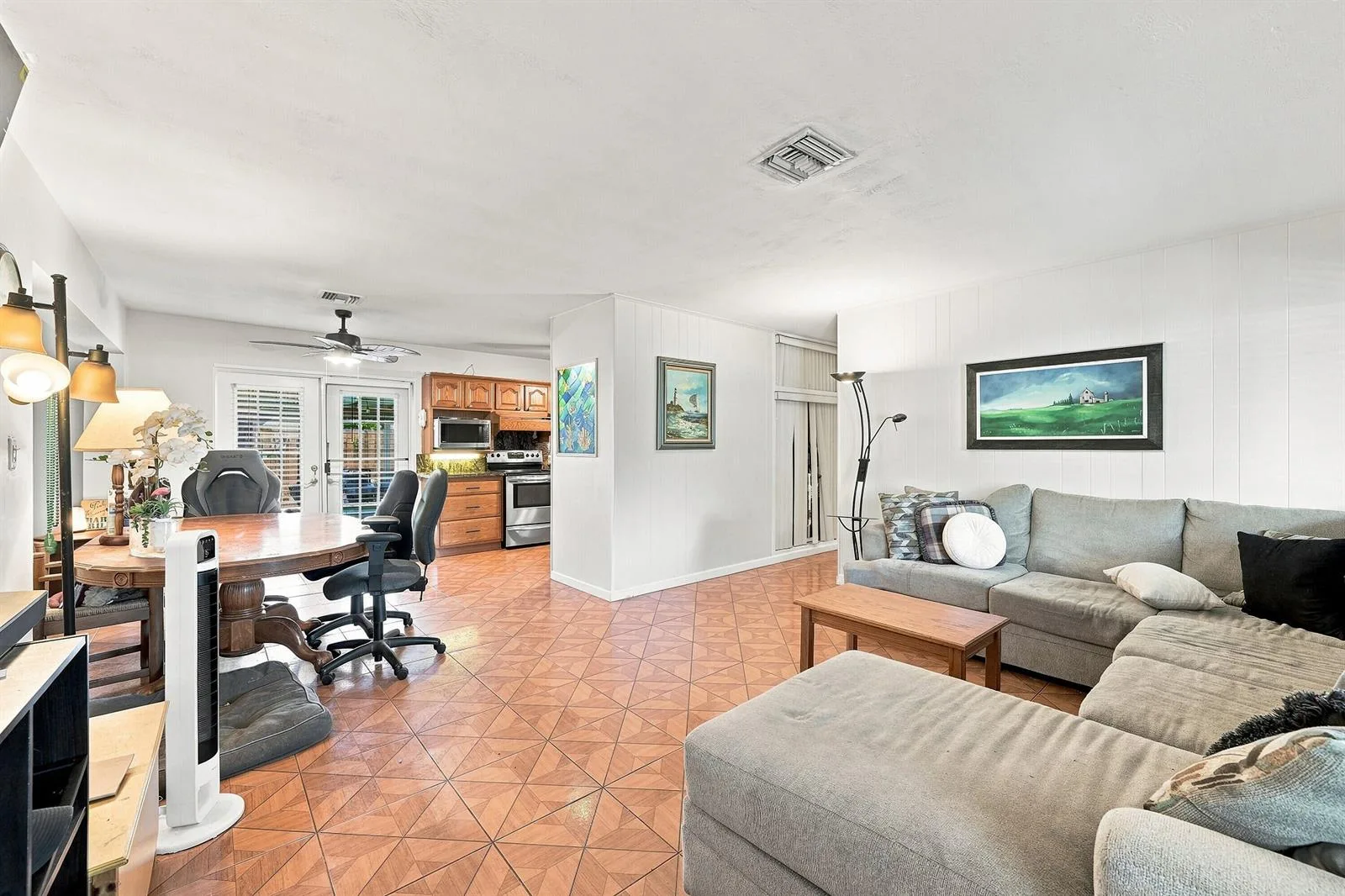 2511 NE 12TH Court, Pompano Beach, FL 33062 photo 6
