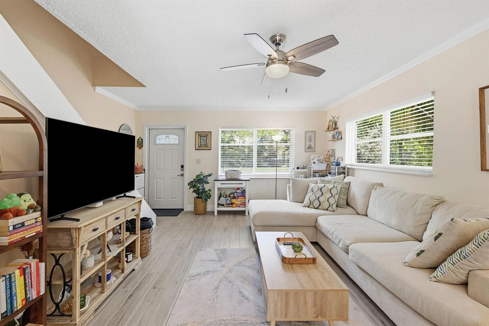 47 NE 20th Court # 1H, Wilton Manors, FL 33305 photo 5